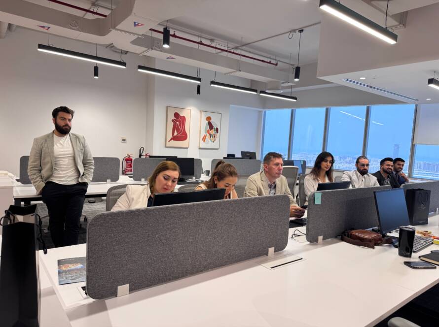 why most SMEs in the UAE stay small - reveno digital